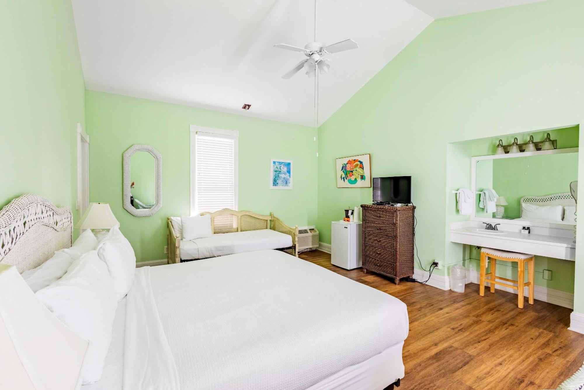 Deluxe King - Curry Mansion With Pool! Hotell Key West Eksteriør bilde