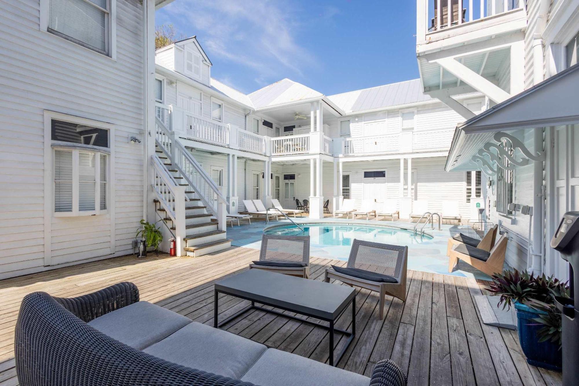 Deluxe King - Curry Mansion With Pool! Hotell Key West Eksteriør bilde